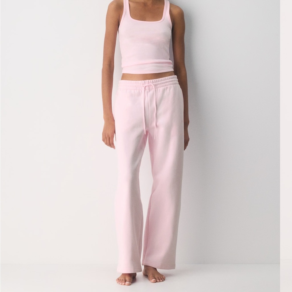 Aritzia Cozy Sweatfleece Boyfriend Wide Sweatpants